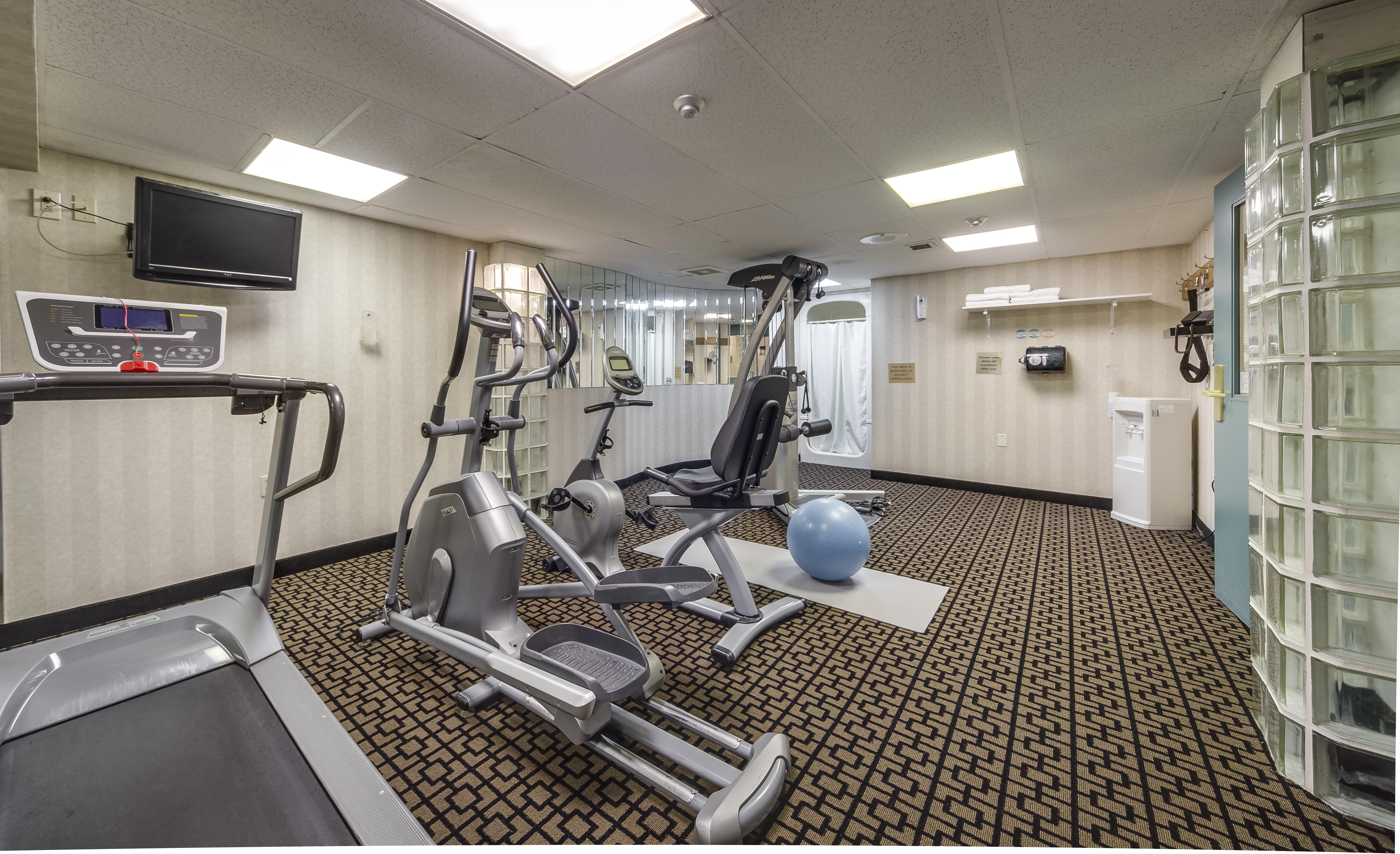 Monte Carlo Inn Oakville Suites Bagian luar foto